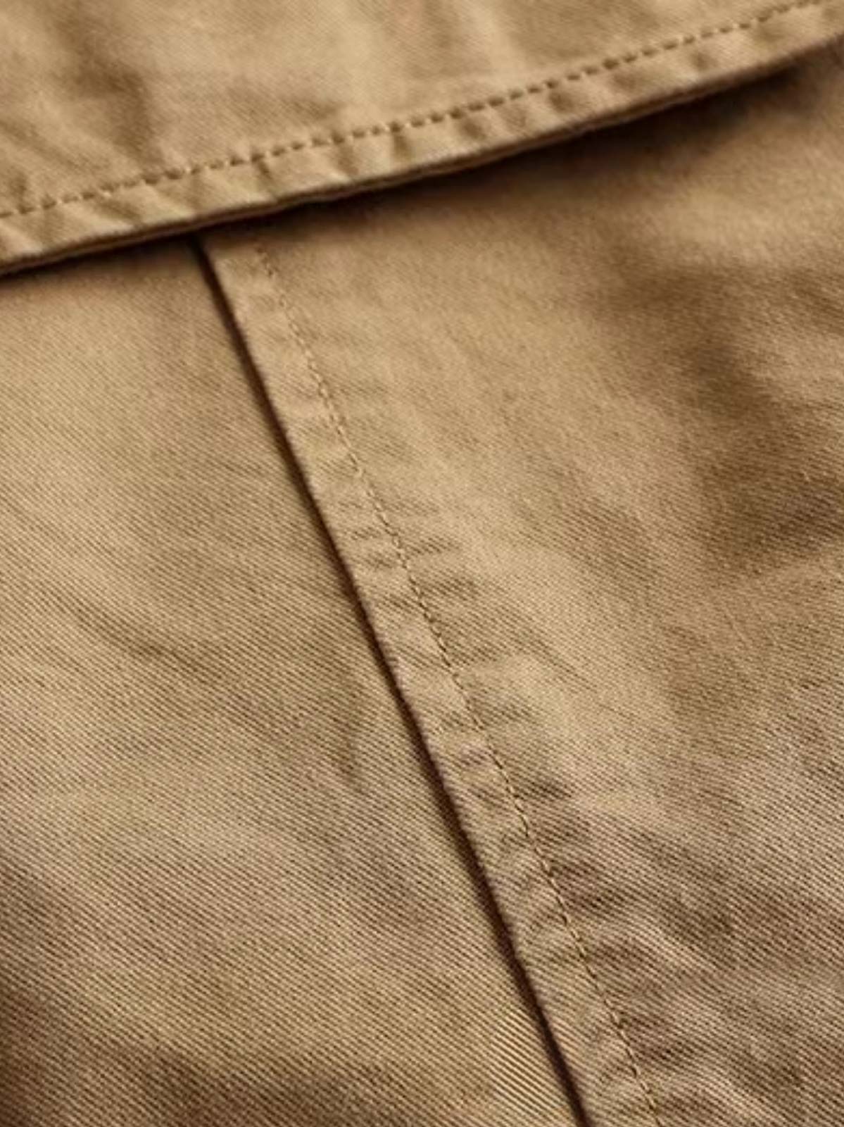 製品画像: アメリカンヴィンテージコットンジャケットの正面全体画像。
詳細画像: フィットシルエットとウォッシュ加工による自然な風合いのディテールクローズアップ。