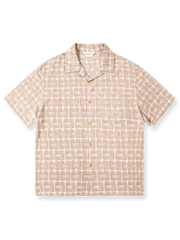 アニマルプリントのキューバカラー付きハワイアンシャツのフロント展示