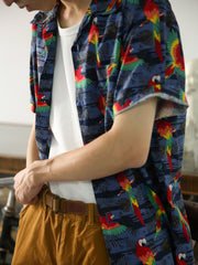 オウム柄アロハシャツ