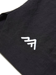 ワークショーツのウエスト調整ベルトの細部