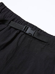 ワークショーツのウエスト調整ベルトの細部