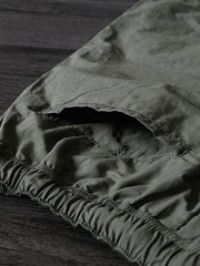 ショーツのウエストマグネットバックルとポケットのディテール