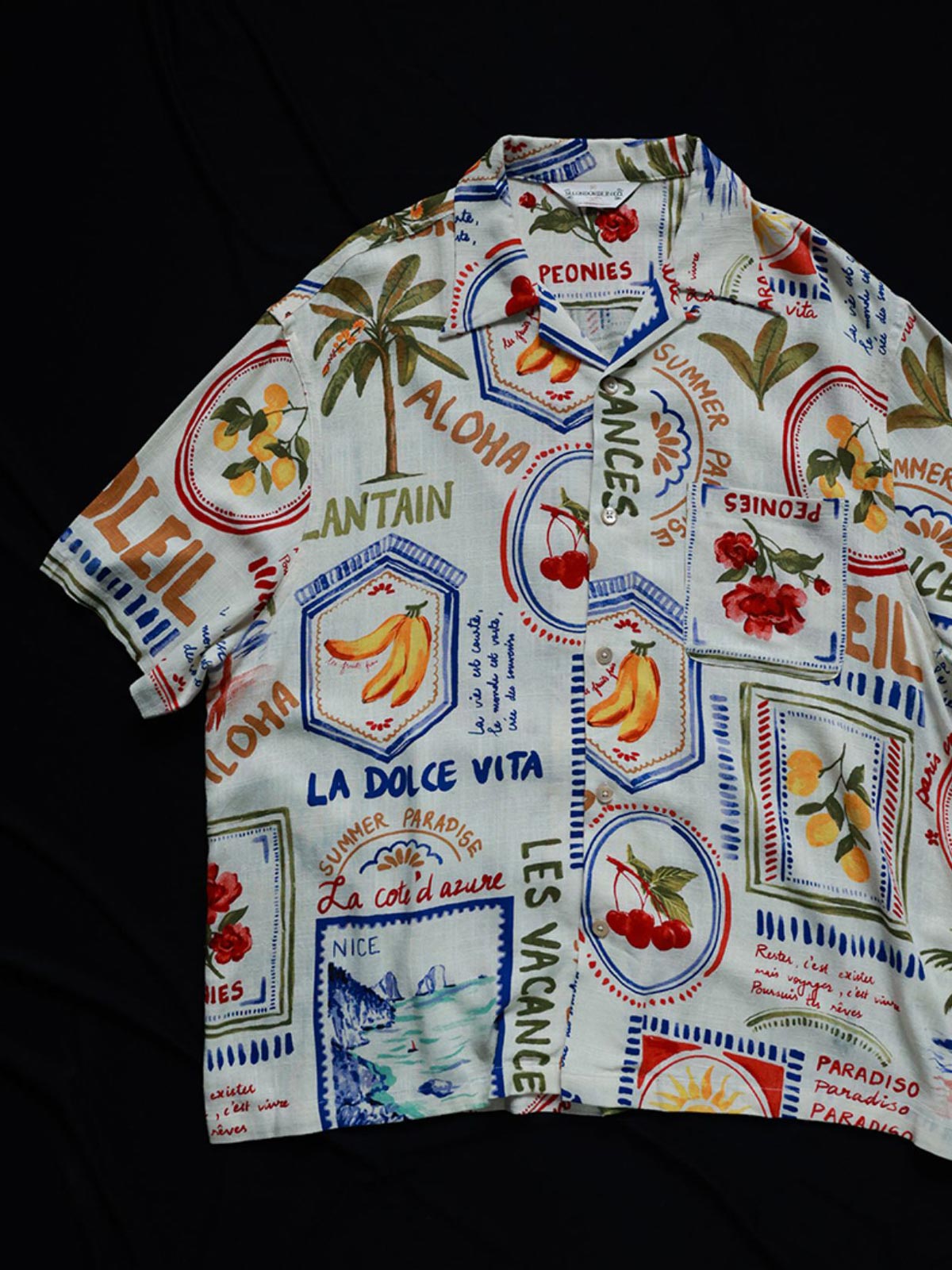 製品画像: アイランド柄&フルーツ柄コットンリネンキューバカラーシャツ
詳細画像: オイルペイント風プリント柄と生地のディテール