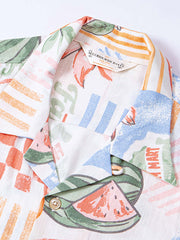 製品画像: アイランド柄&フルーツ柄コットンリネンキューバカラーシャツ
詳細画像: オイルペイント風プリント柄と生地のディテール