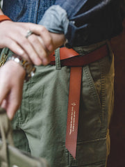 黄銅バックル なめし牛革ベルト