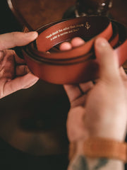 黄銅バックル なめし牛革ベルト