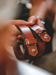 黄銅バックル なめし牛革ベルト