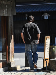 「Grow」プリント 半袖Tシャツ