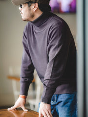 ハイネック ニットセーター