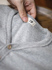 ヘビーウェイト長袖ヘンリーシャツ