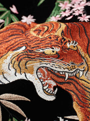 虎刺繍入りベースボールジャケット