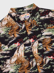 虎柄 黒色アロハシャツ