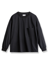 ポケット付き長袖Tシャツ