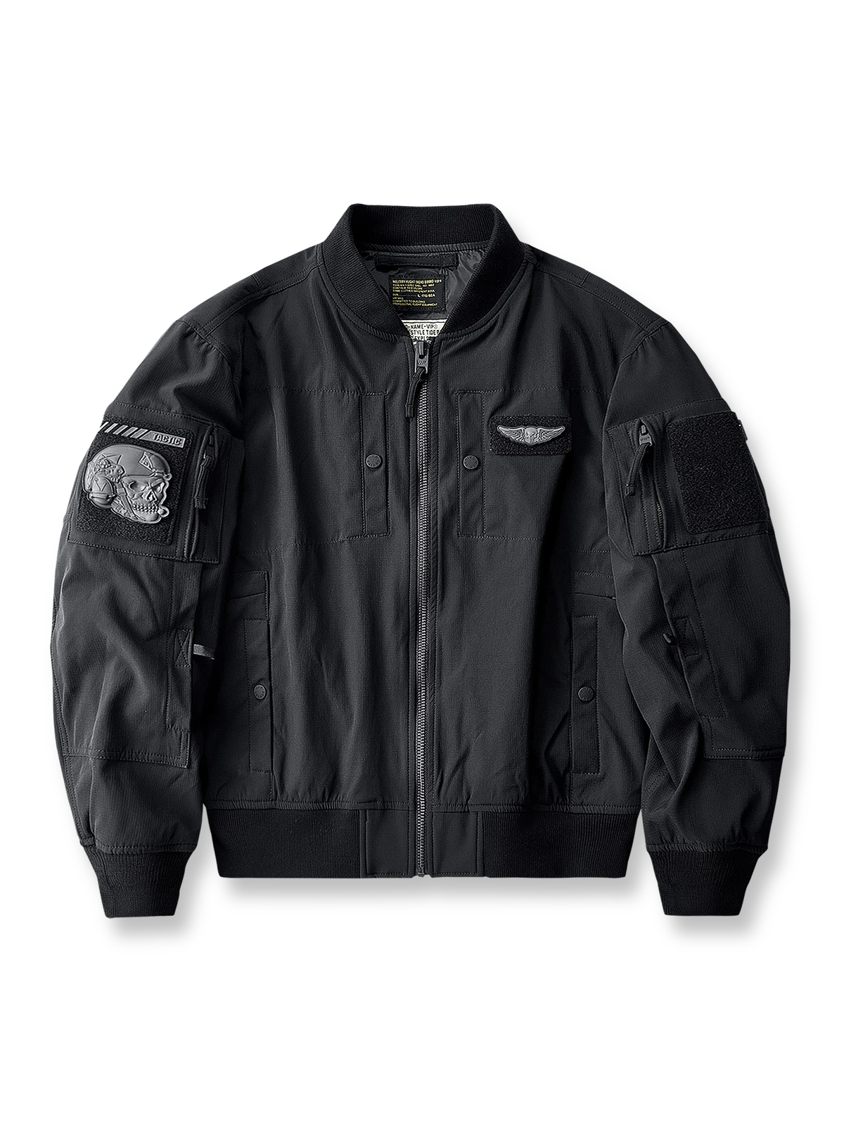 死神パッチと面ファスナー式ワッペンを備えたタクティカルジャケット。