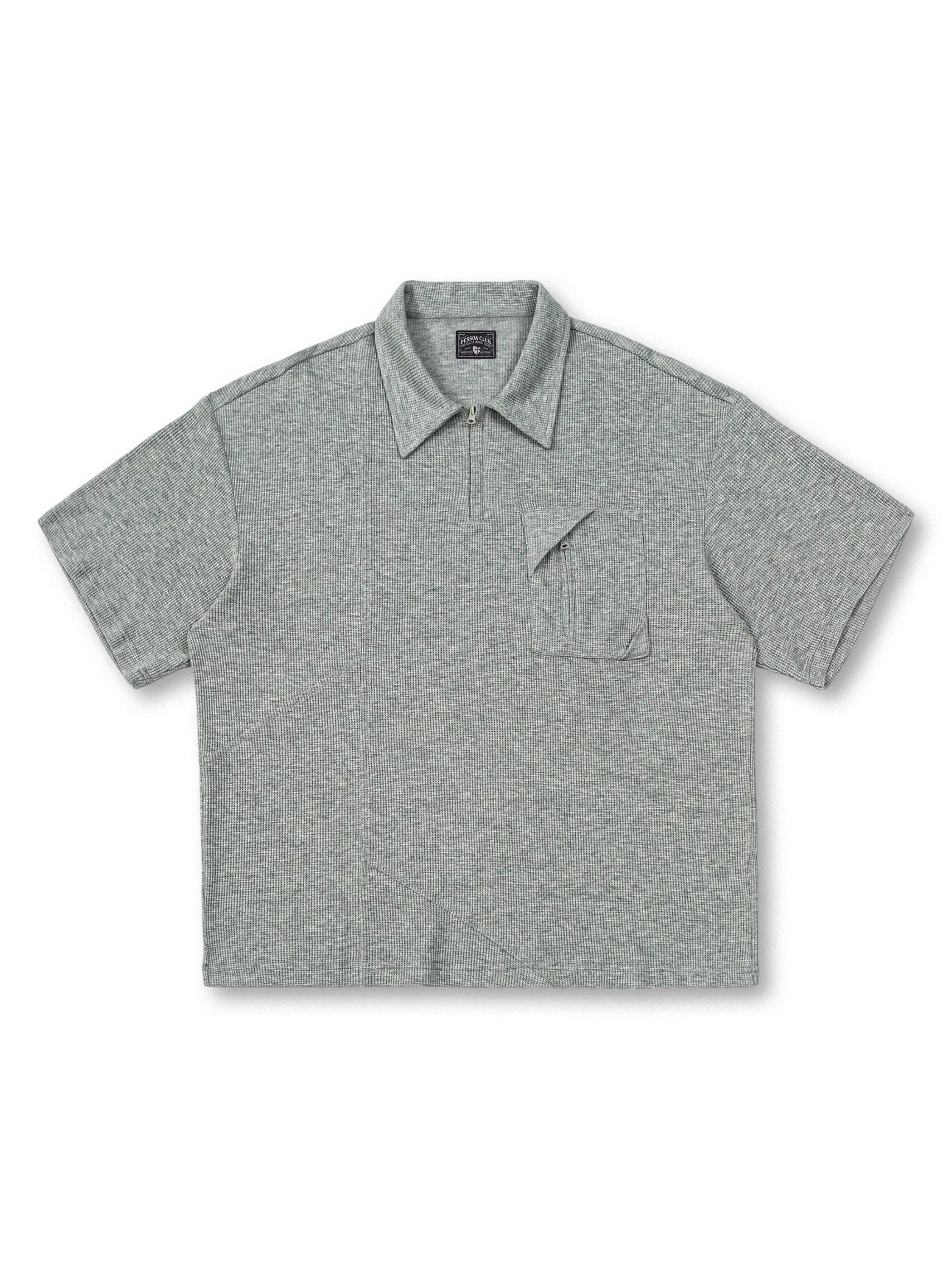 ワッフル編みとミニマル配色が映えるレトロワッフルポロシャツ