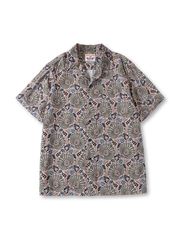 日本の伝統文様を思わせるレトロな花卉パターンが映える薄手ポリエステルアロハシャツ