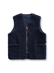 保温性と耐久性を兼ね備えたリバーシブルフリースベスト