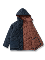 リバーシブル仕様の中綿キルティングジャケット