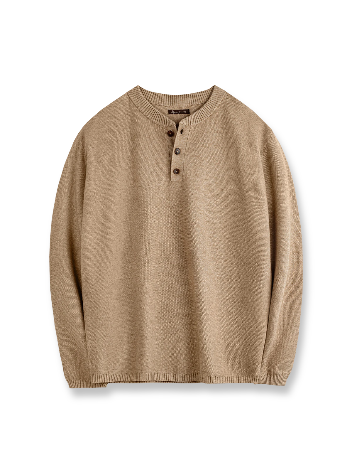 ウール混紡のスケール編みヘンリーネックニット。ワインレッド牛角ボタンとリブ仕様が特徴。