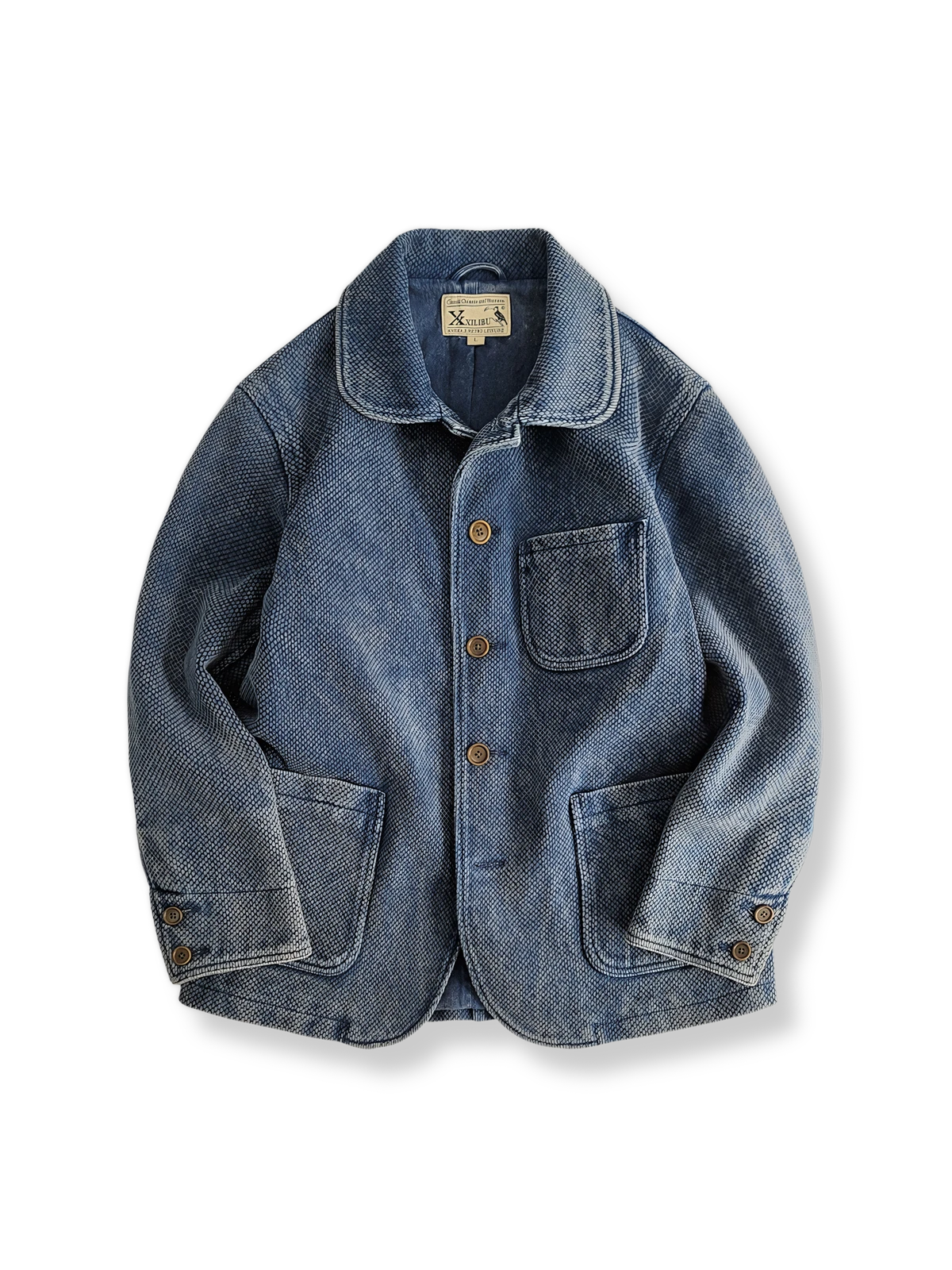 シングルブレストのノッチドラペルテーラードジャケット。