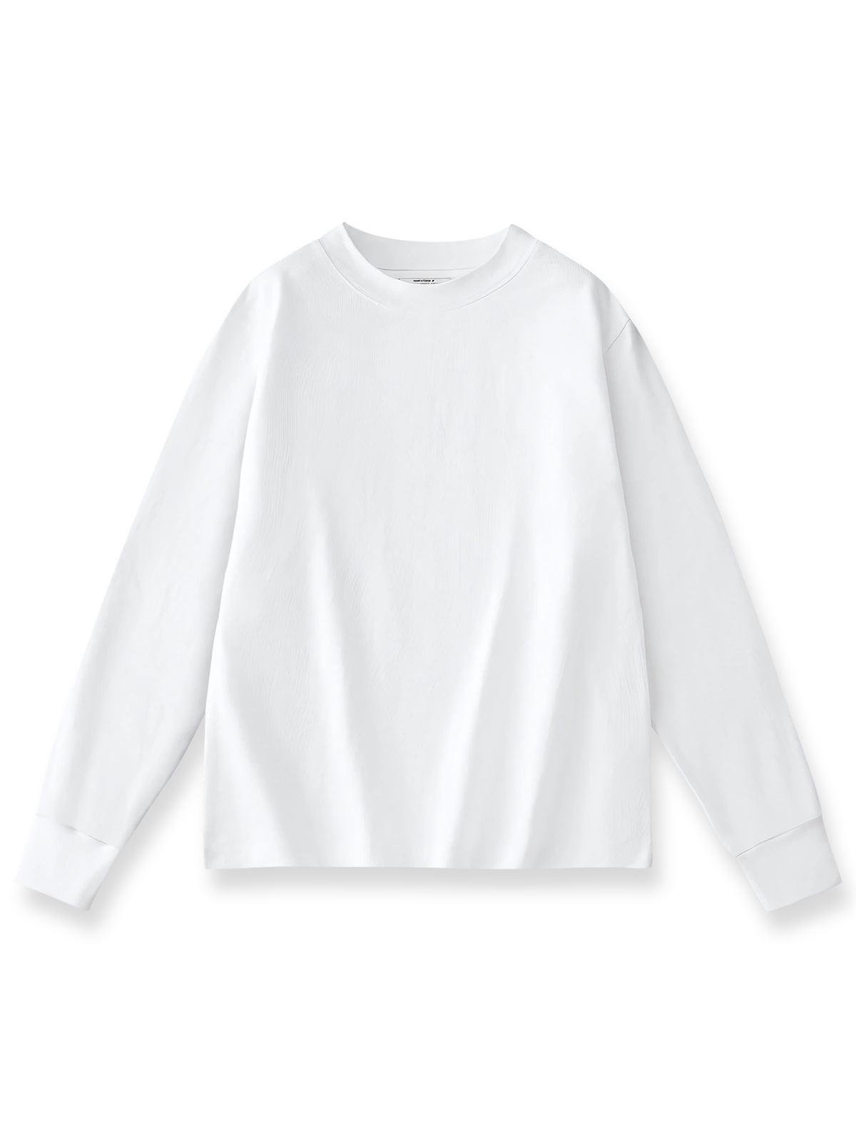 スラブコットン素材のベーシック長袖Tシャツ