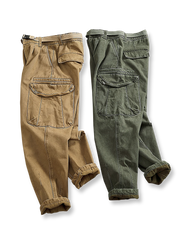 裏起毛と加厚素材で保温性に優れたストレートワークパンツ。