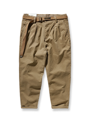 9分丈ストレッチツイルテーパードパンツ・美脚シルエットと快適さを両立