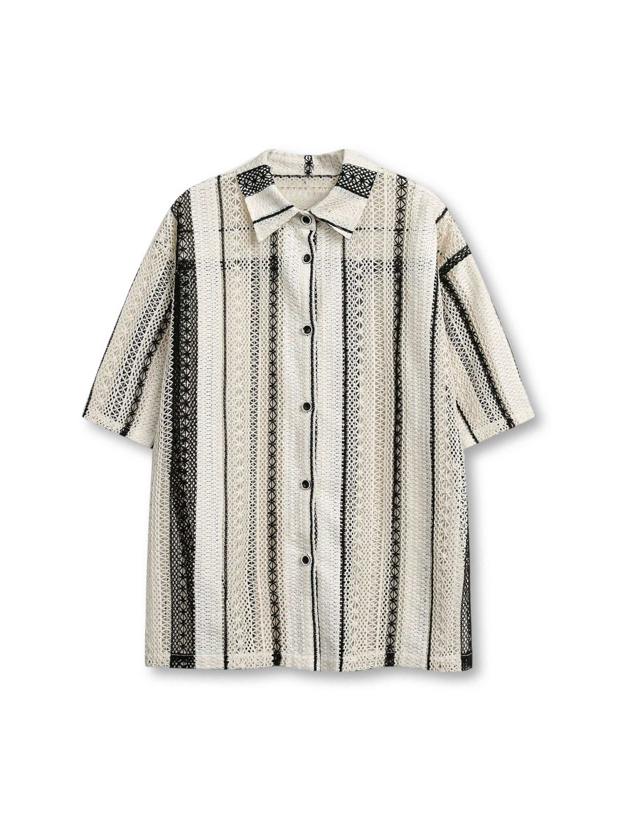 多幅ストライプと透かし編みパネルが映えるオープンカラーシャツ