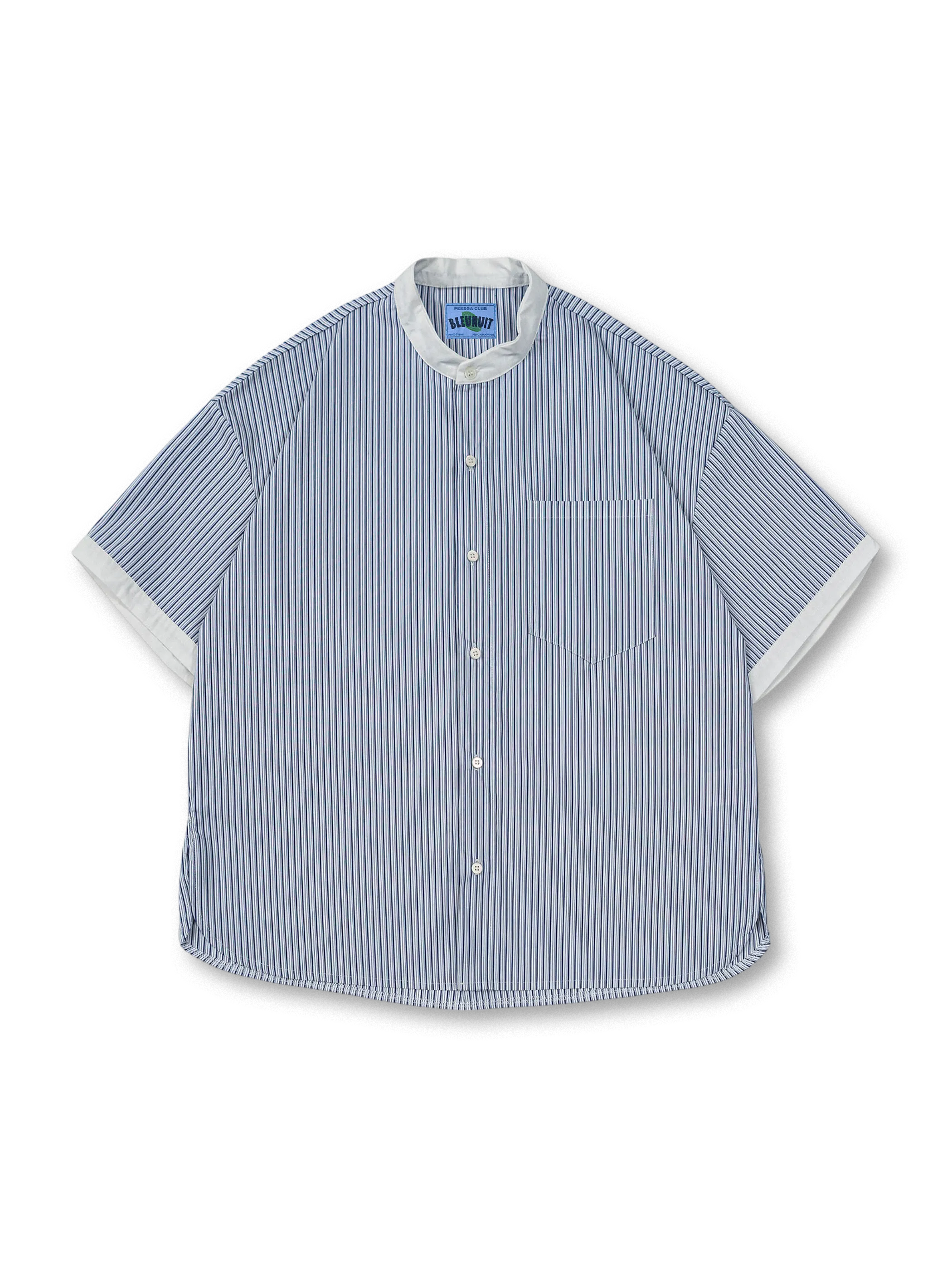 チェックとデニム調のコンビが際立つ多口ポケットワークシャツ