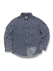 ストライプ柄とウォッシュ加工が映える重厚デニムシャツ。