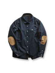 肘にスエードパッチをあしらった100%コットンオックスフォードシャツ