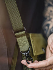 ツインポケットタクティカルメッシュショルダーバッグ