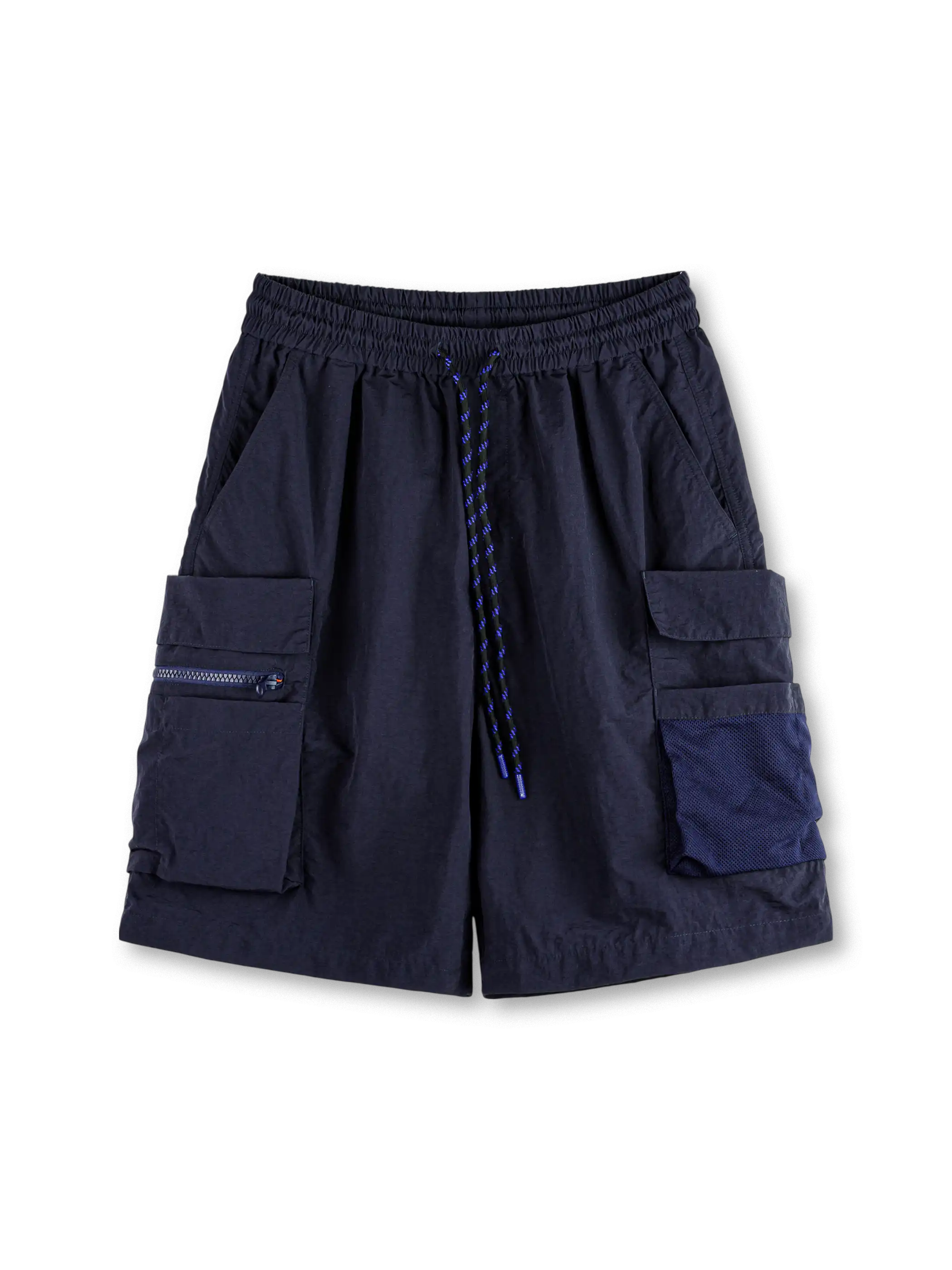 軽量タスロン素材の多ポケット5分丈ショーツ、収納性と速乾性が特徴のネイビーショーツ