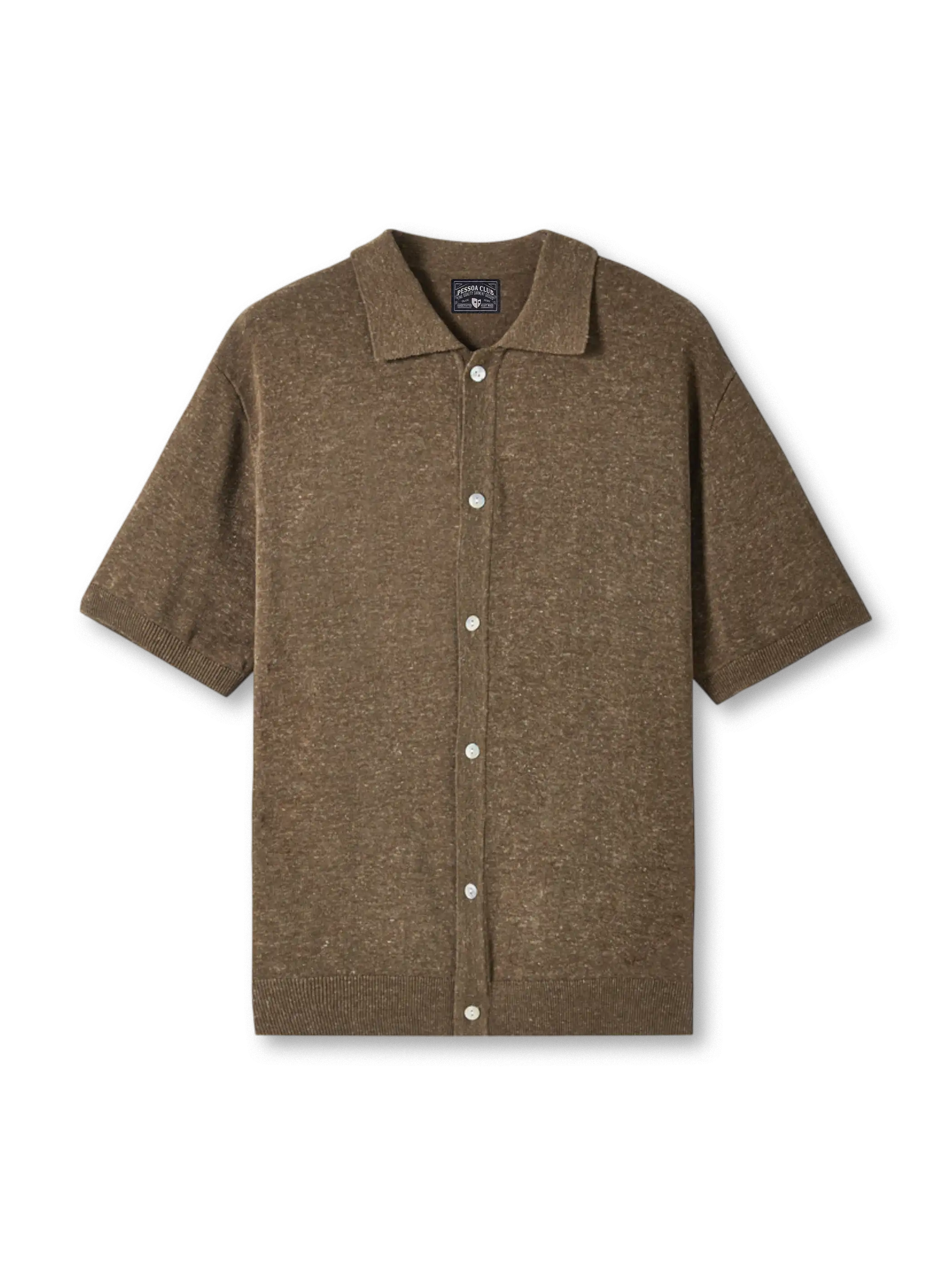 テンセルリネン混紡の横編みとカーディガン風ボタンフロントが映えるニットポロシャツ