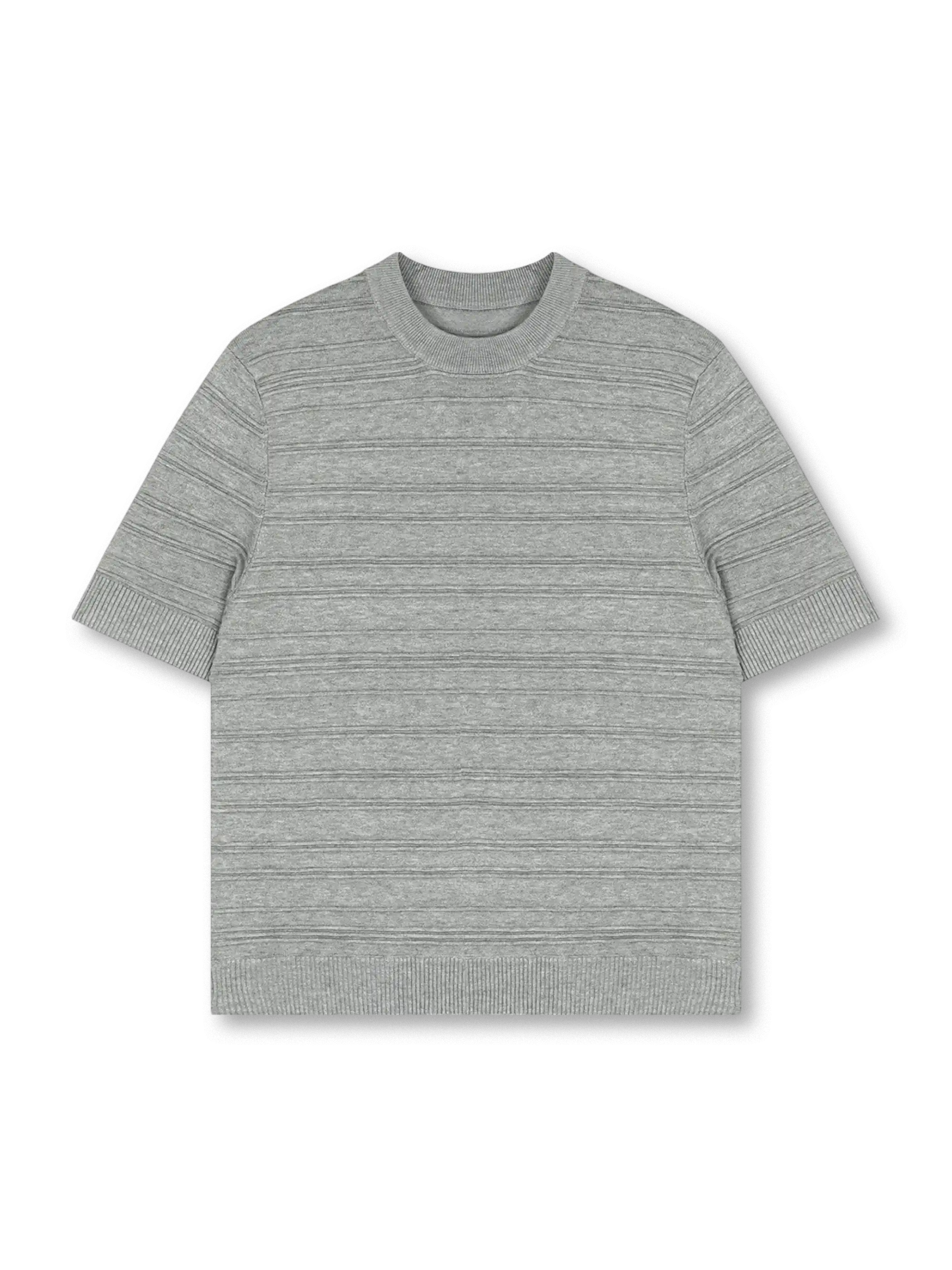 横ストライプのテクスチャーが映える薄手クルーネックニットシャツ