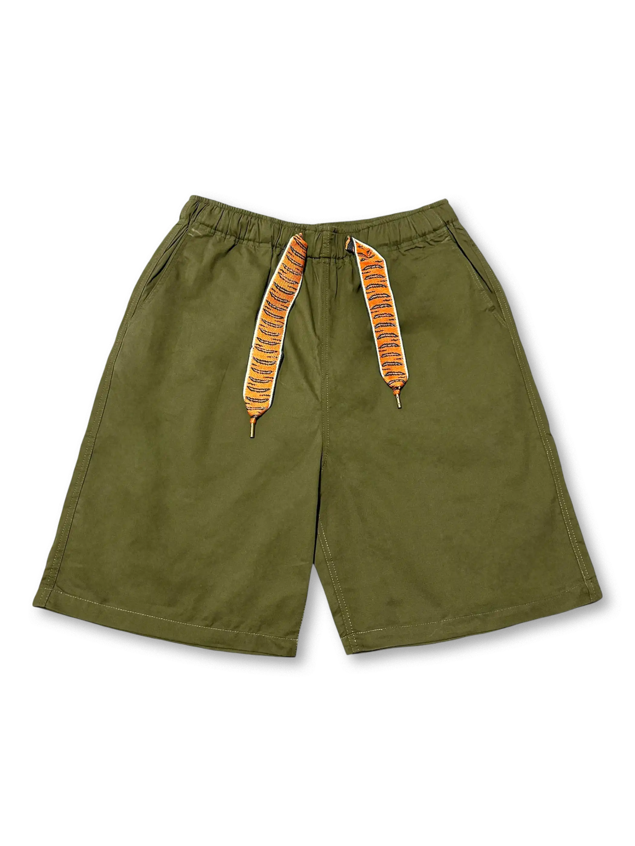 90年代ストリートカルチャー由来のタイガーストライプ柄が特徴のコットン100%ショーツ