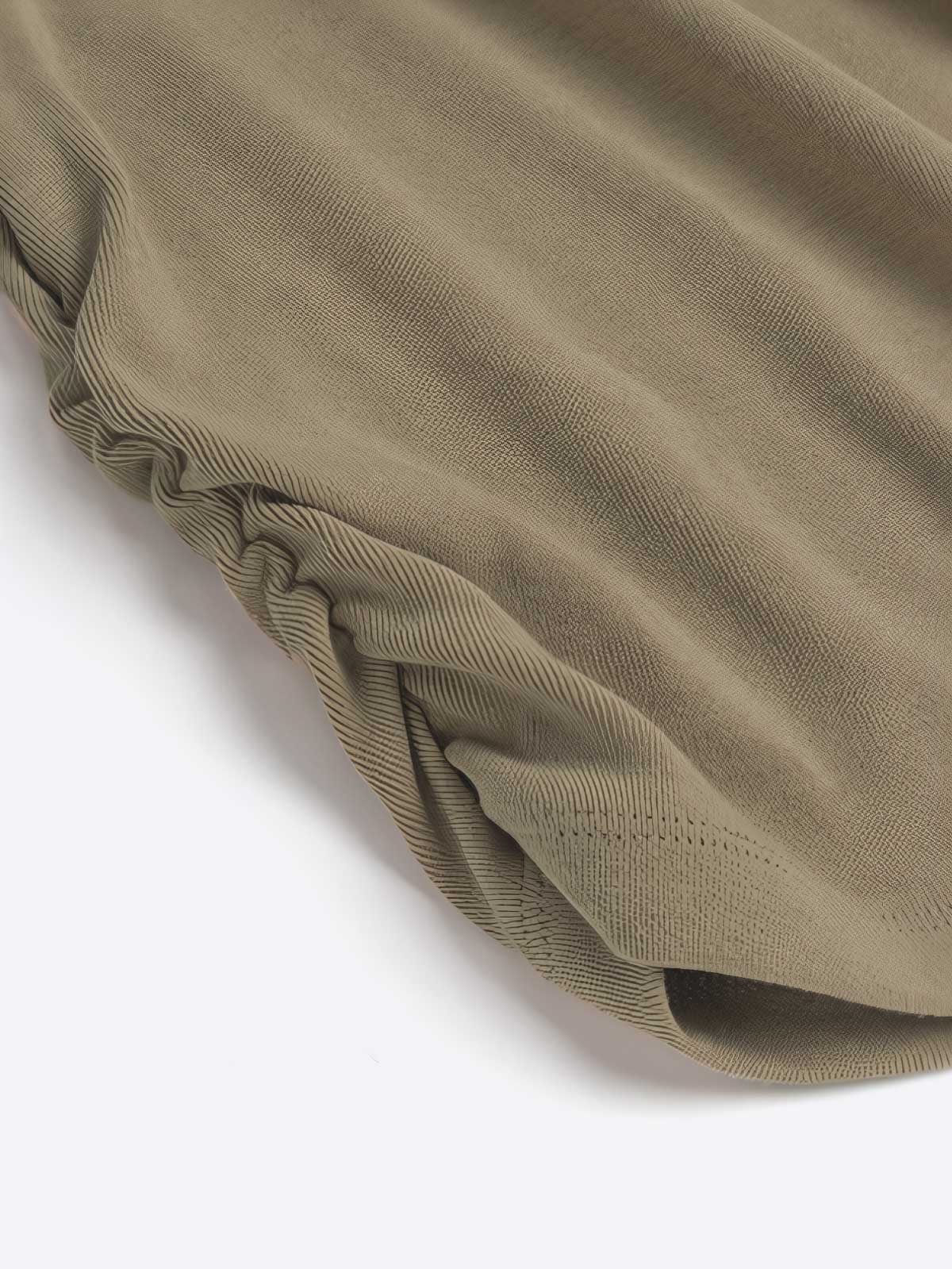 詳細画像: Tシャツのサイドギャザーディテール図