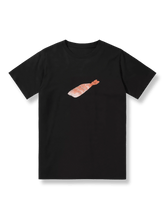 製品画像: アマエビ寿司刺身がプリントされたTシャツ全体