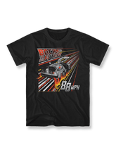 『バック・トゥ・ザ・フューチャー』カートゥーンプリントTシャツの正面画像、デロリアン車と「88 MPH」のスローガン