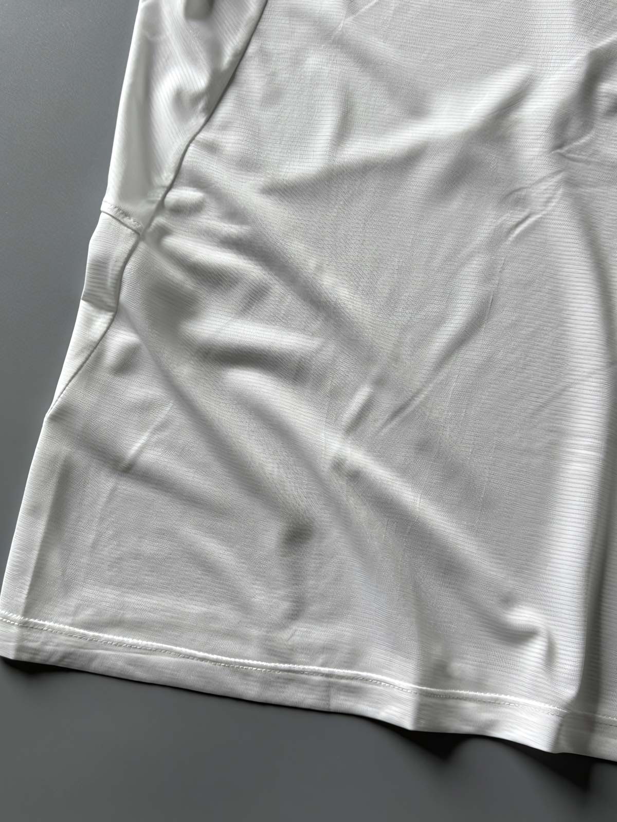 スポーツシャツのディテール