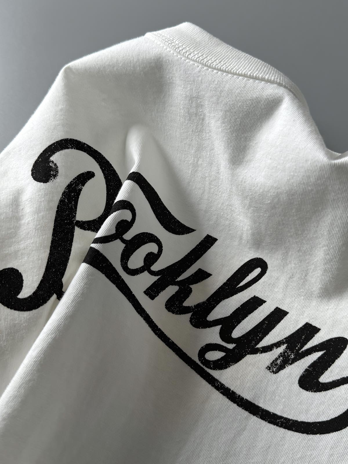 Tシャツのプリントディテール画像