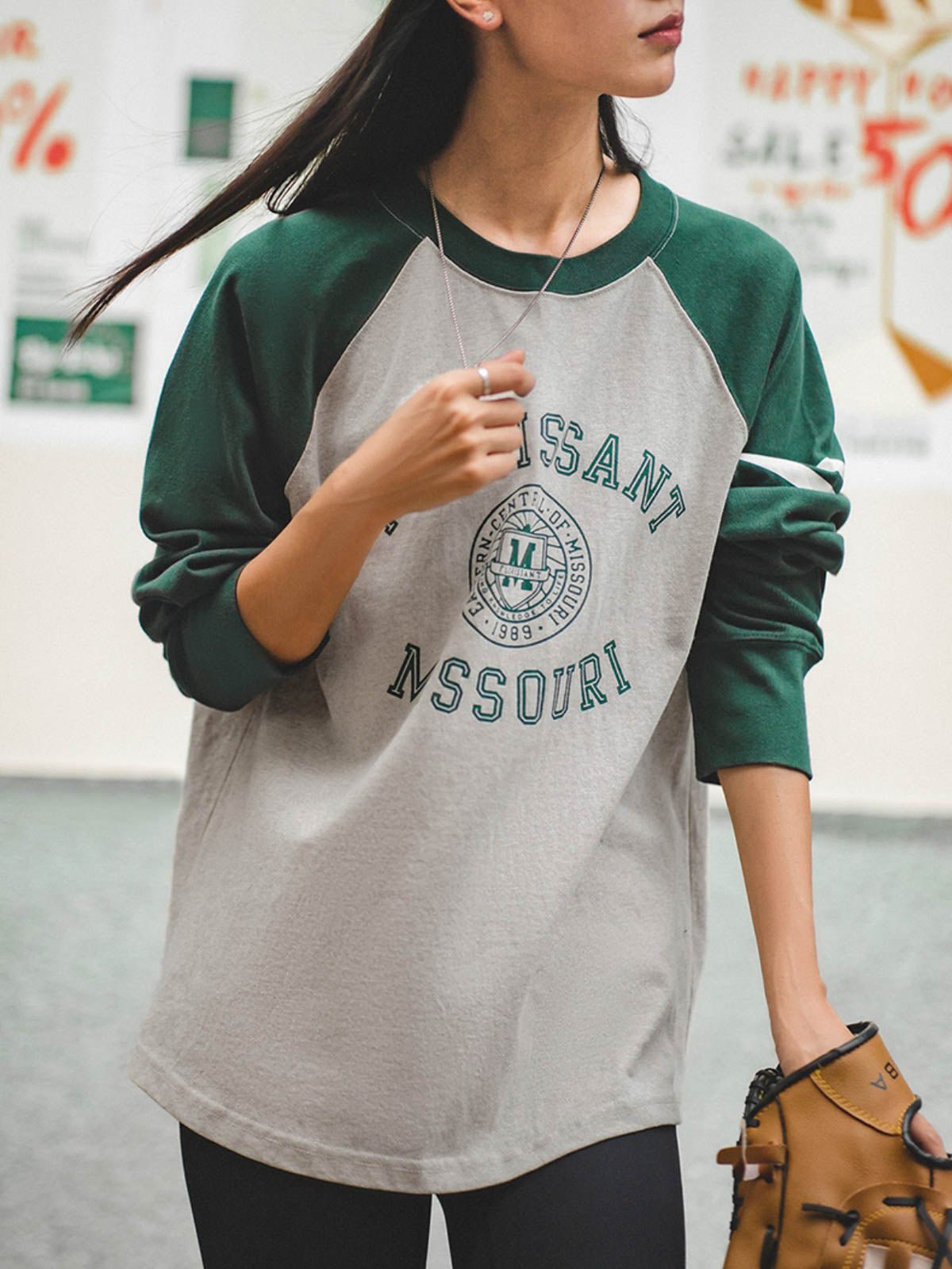 製品画像:アメリカンビンテージ配色長袖Tシャツの正面図