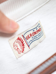 インディアン・トーテム柄の詳細、羽根とかがり火のパターン