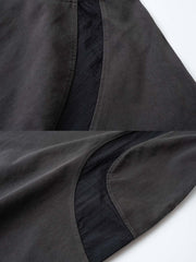 カラーコンビネーションと刺繍のディテール