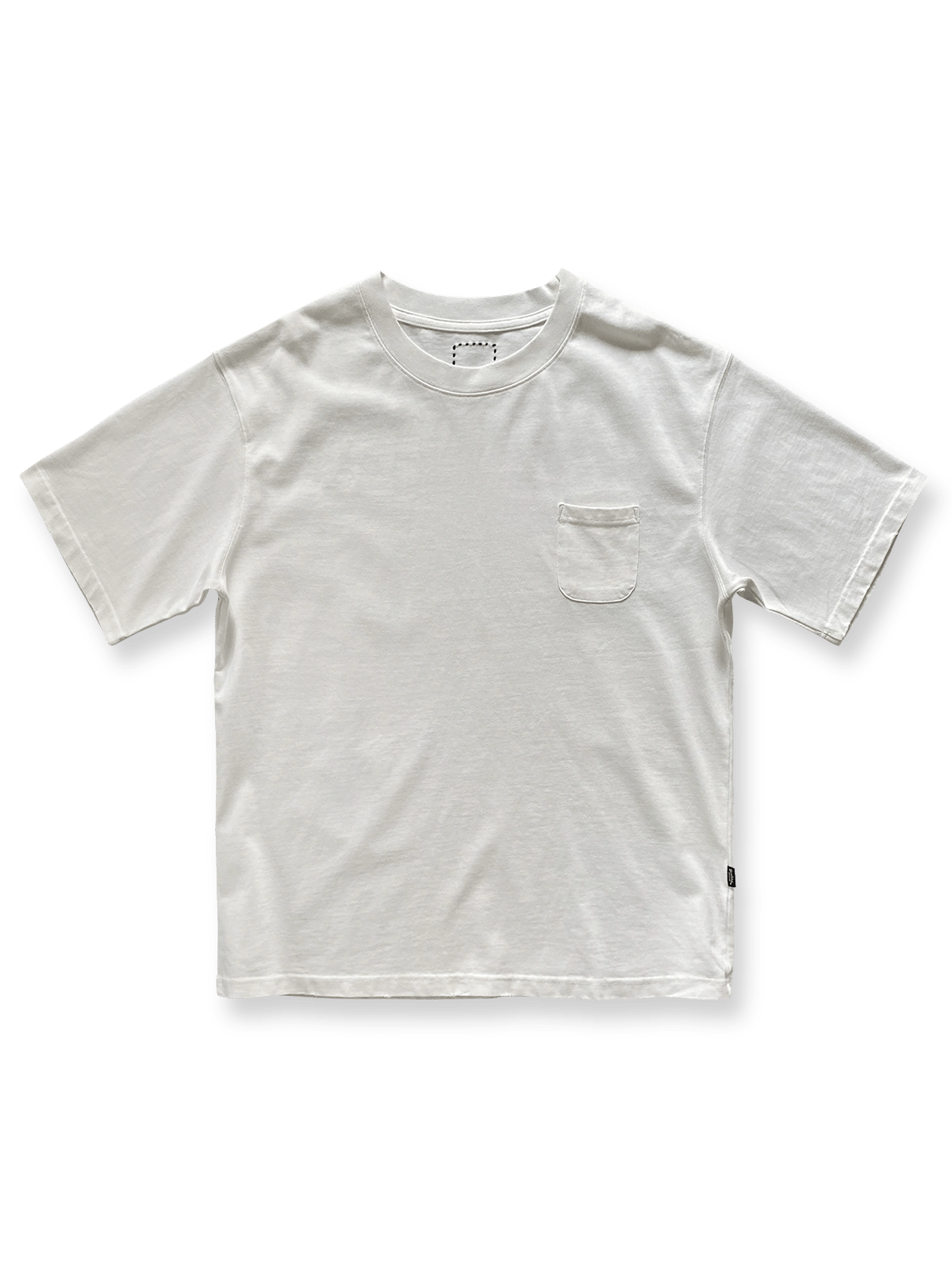 製品画像: 320gのヘビーウェイトコットンウォッシュポケット付きショートスリーブTシャツの全体像