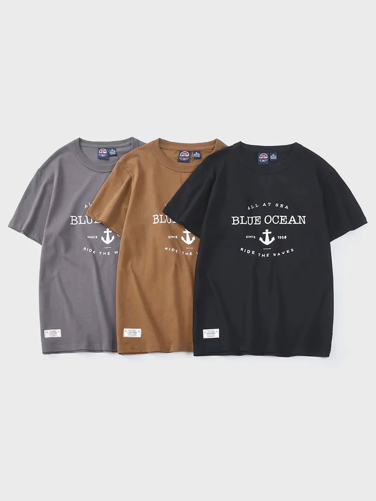 アンカーレタープリント半袖Tシャツ、フロントに「BLUE OCEAN」と船錨デザイン、リラックスフィットの100%純綿素材