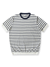 オフホワイトとネイビーストライプのニットクルーネック半袖Tシャツの正面図