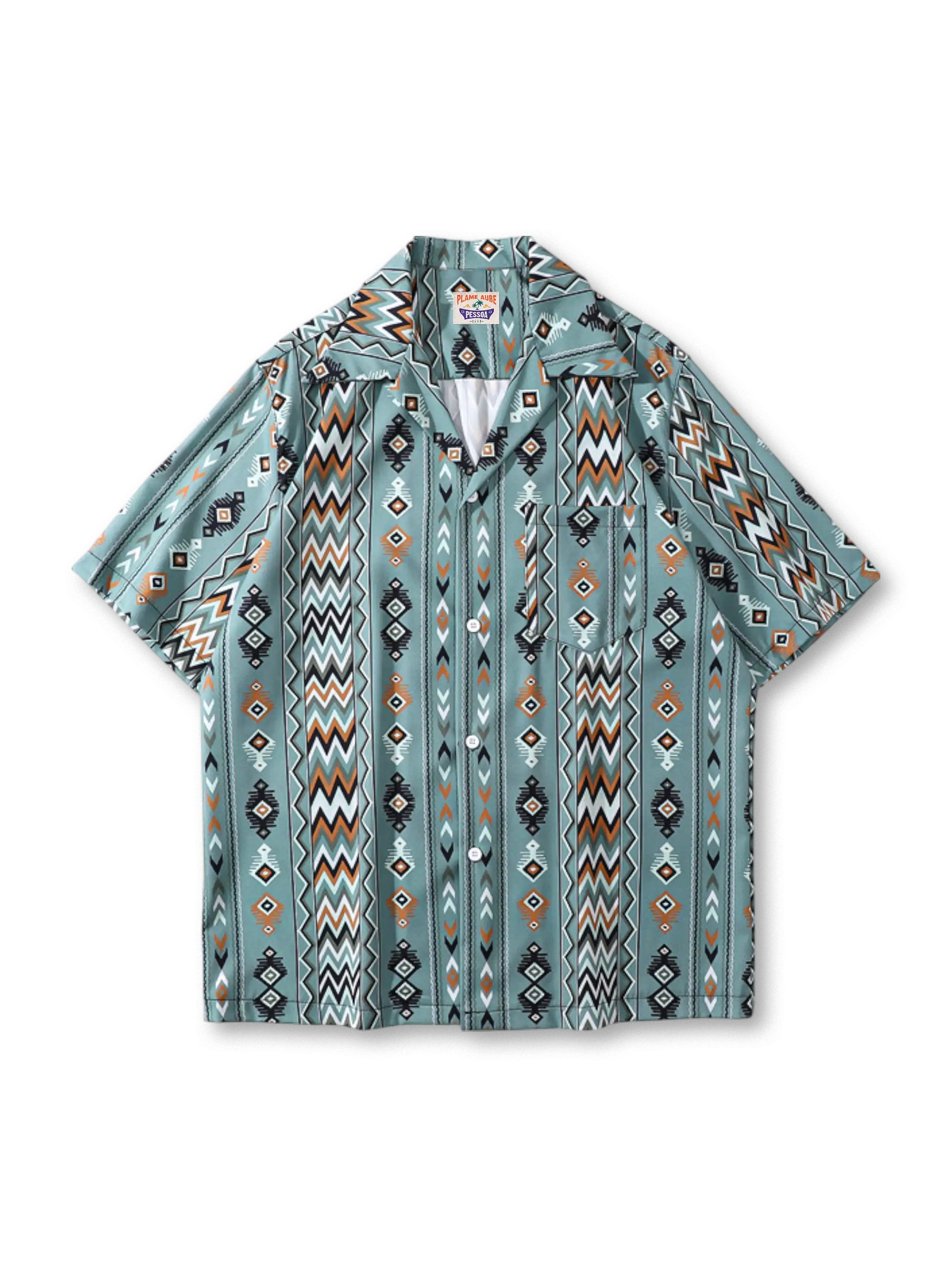 トライバルジグザグ&ダイヤ柄が映えるオープンカラーシャツの全身ビュー。