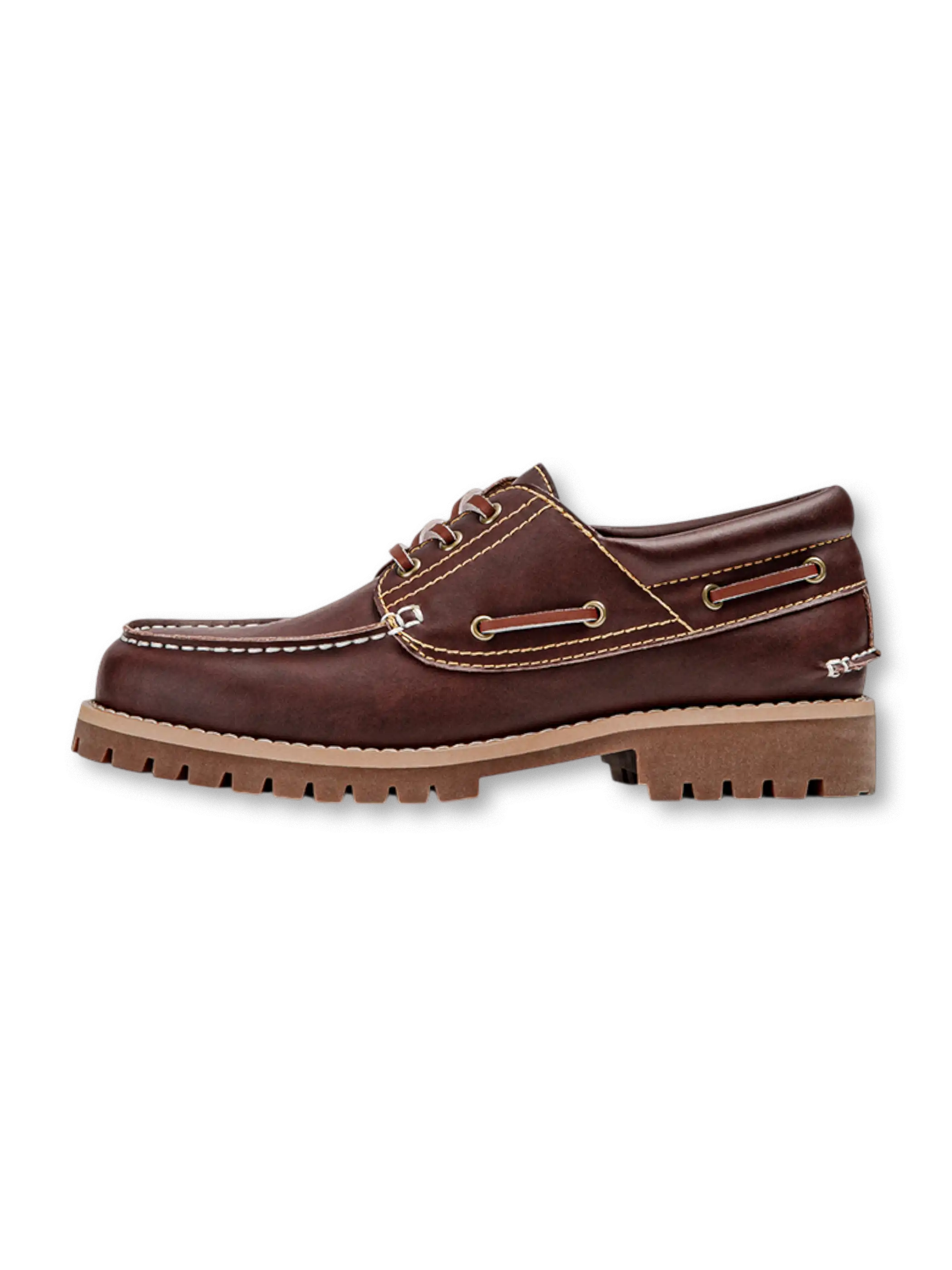 排水ステッチと三つ穴アイレットが映えるレザーボートシューズ