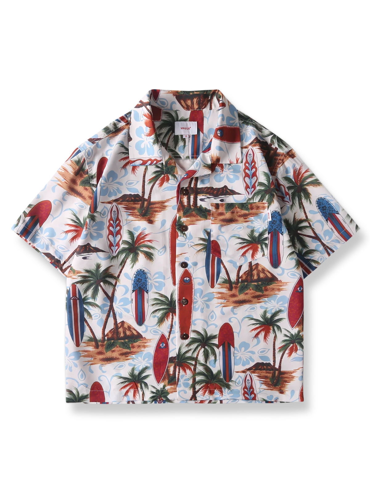 パームツリーやサーフボード、オウムのトロピカルプリントが施された半袖ハワイアンシャツ